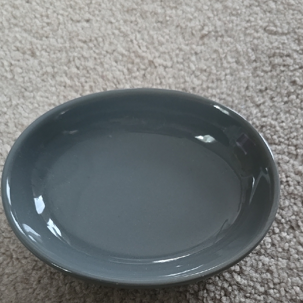 Elegant Gray Ceramic Soap Dish / Holder